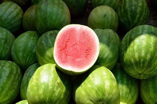 红瓜坏了可以吃吗,红瓜变质后还能食用吗？揭秘食品安全疑问